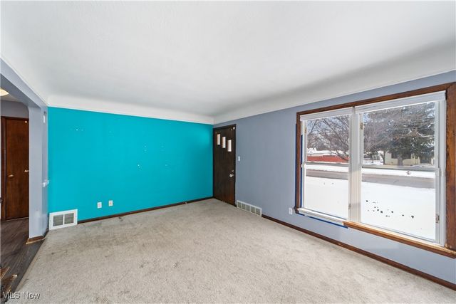 16379 Hummel Road, Brook Park, OH 44142