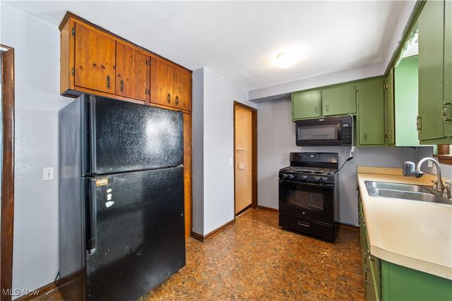 16379 Hummel Road, Brook Park, OH 44142