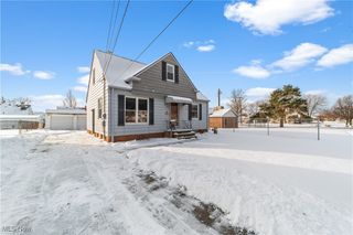 16379 Hummel Road, Brook Park, OH 44142