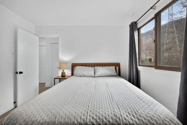 2 Sugarbowl Ct 4 4, Vernon Twp., NJ 07462