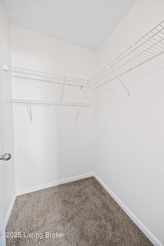 8412 Arbor Meadow Way, Louisville, KY 40228