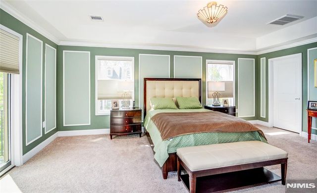 2102 Freeman Way 2102, Allendale, NJ 07401