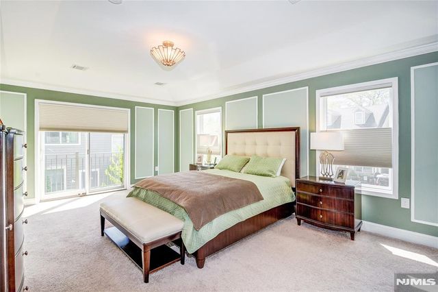 2102 Freeman Way 2102, Allendale, NJ 07401