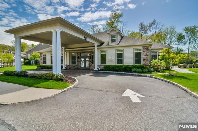 2102 Freeman Way 2102, Allendale, NJ 07401