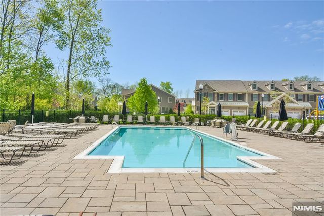 2102 Freeman Way 2102, Allendale, NJ 07401