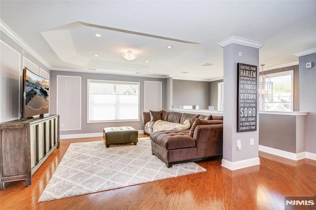 2102 Freeman Way 2102, Allendale, NJ 07401