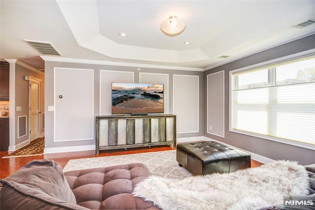 2102 Freeman Way 2102, Allendale, NJ 07401