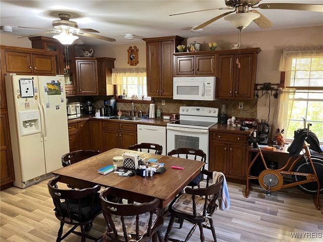 2761 Friendship Lane, Franklinville, NY 14737