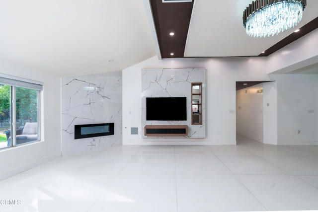 10103 Wentworth Court, Bakersfield, CA 93311