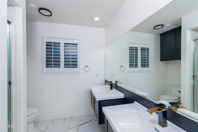 10103 Wentworth Court, Bakersfield, CA 93311