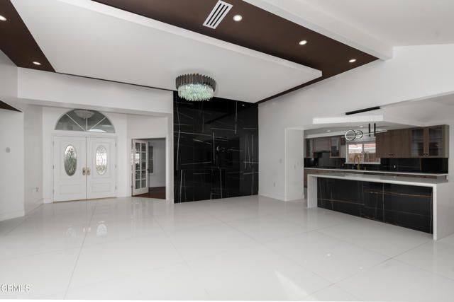 10103 Wentworth Court, Bakersfield, CA 93311