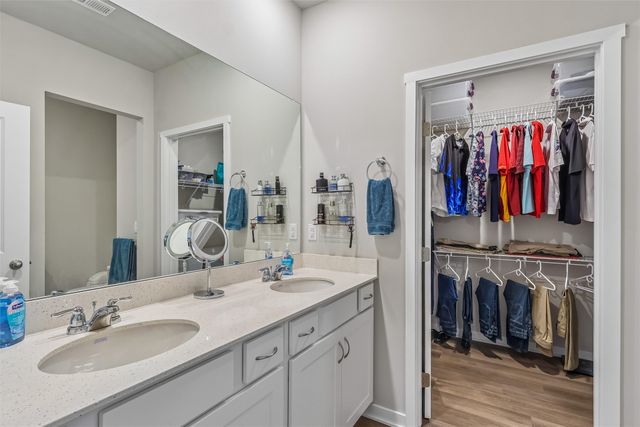 2605 NW 30th Lane, Ankeny, IA 50023