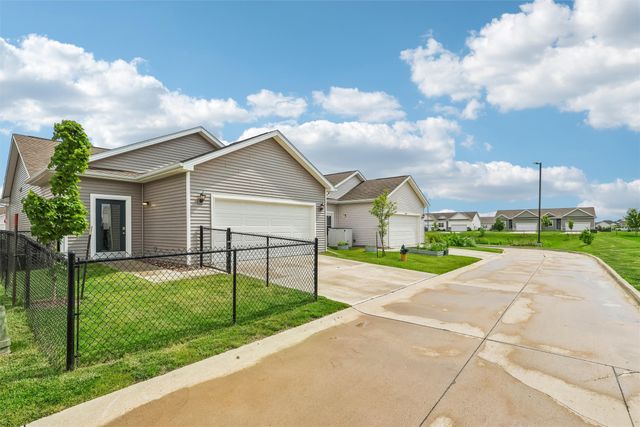 2605 NW 30th Lane, Ankeny, IA 50023