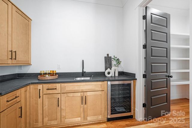 132 Sardis Lane, Charlotte, NC 28270