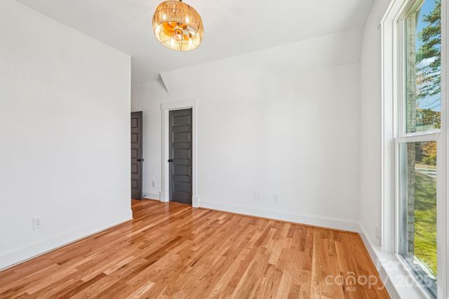 132 Sardis Lane, Charlotte, NC 28270