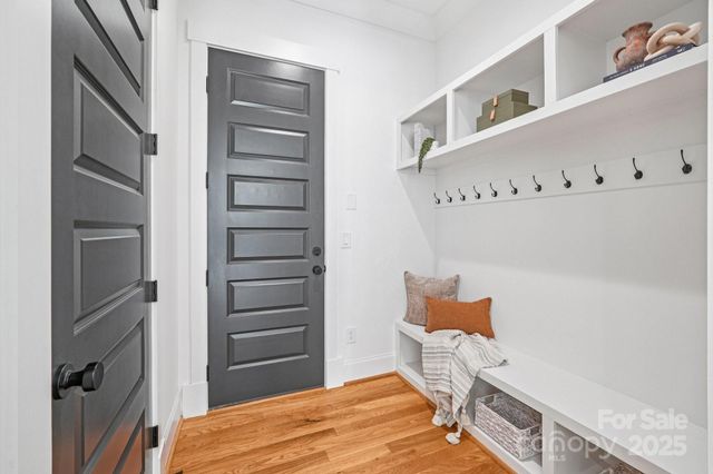 132 Sardis Lane, Charlotte, NC 28270