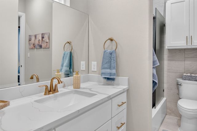 257 Martin Drive, Granbury, TX 76049