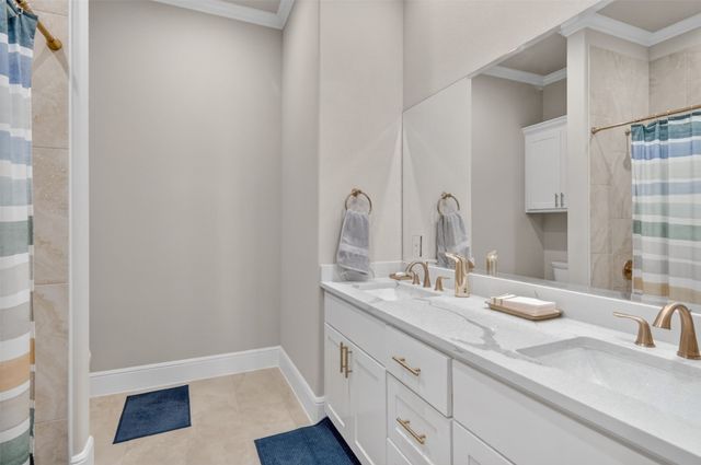 257 Martin Drive, Granbury, TX 76049