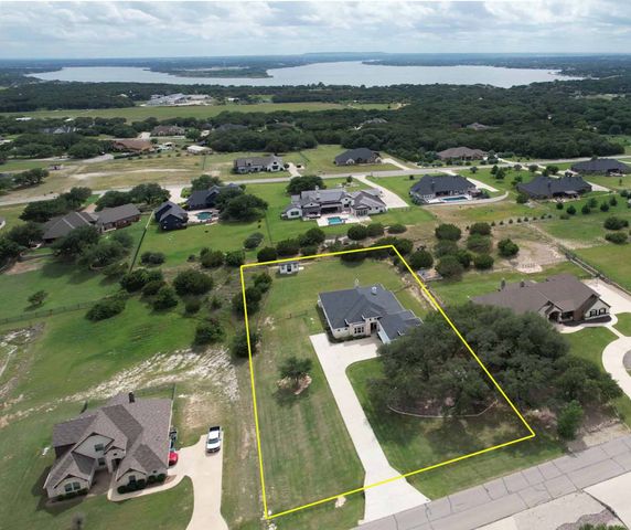 257 Martin Drive, Granbury, TX 76049