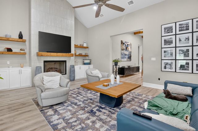 257 Martin Drive, Granbury, TX 76049