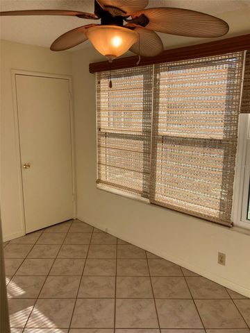 5750 80TH STREET N C202, St Petersburg, FL 33709