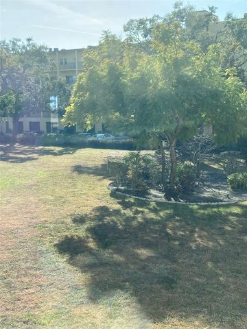 5750 80TH STREET N C202, St Petersburg, FL 33709