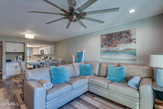 4150 E Cactus Road Unit 108, Phoenix, AZ 85032