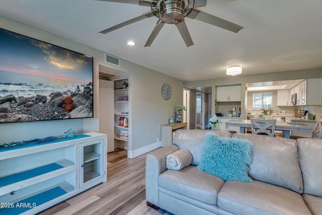 4150 E Cactus Road Unit 108, Phoenix, AZ 85032