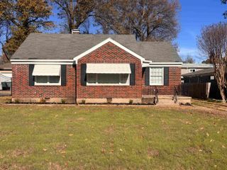 3634 AUTUMN AVE, Memphis, TN 38122