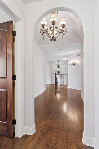 10005 Trails End Road, Chanhassen, MN 55317