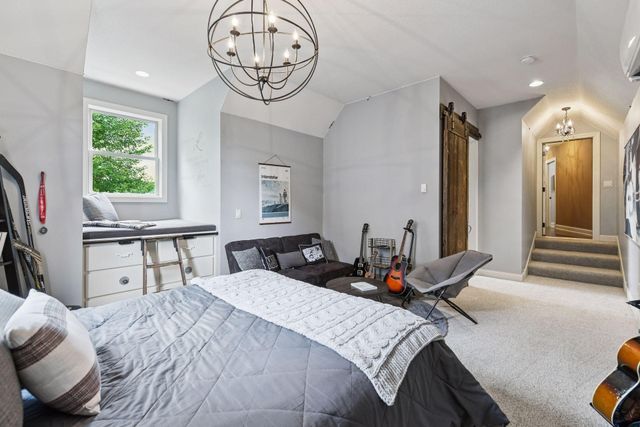 10005 Trails End Road, Chanhassen, MN 55317