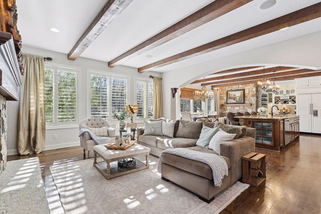 10005 Trails End Road, Chanhassen, MN 55317