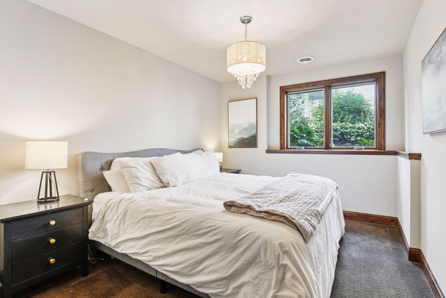 10005 Trails End Road, Chanhassen, MN 55317