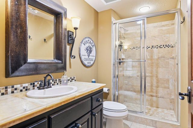 10005 Trails End Road, Chanhassen, MN 55317