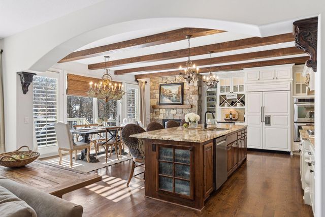 10005 Trails End Road, Chanhassen, MN 55317