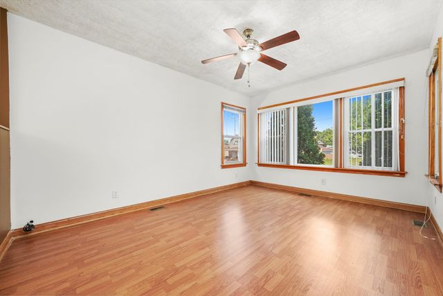 3545 W 62nd Place, Chicago, IL 60629