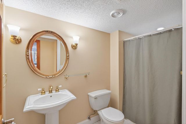 6675 Walnut Drive, Mound, MN 55364