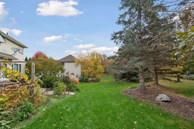 6675 Walnut Drive, Mound, MN 55364