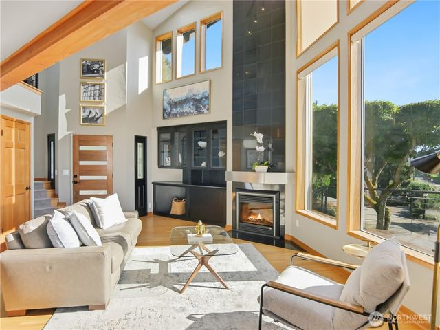 3310 Lake Washington Boulevard N, Renton, WA 98056