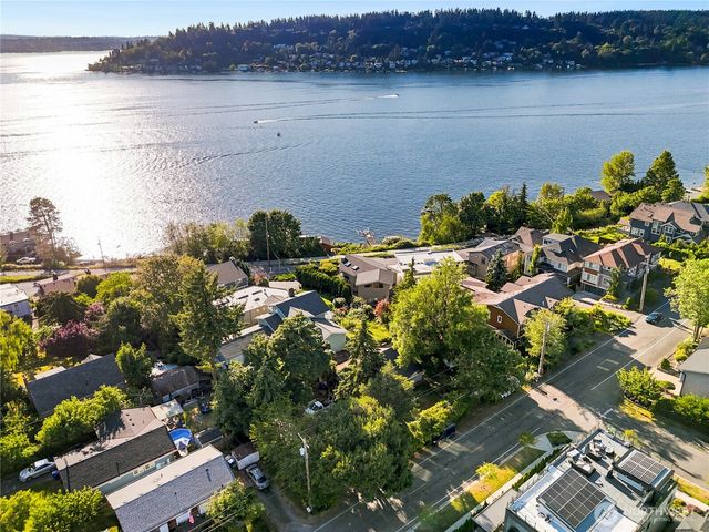 3310 Lake Washington Boulevard N, Renton, WA 98056