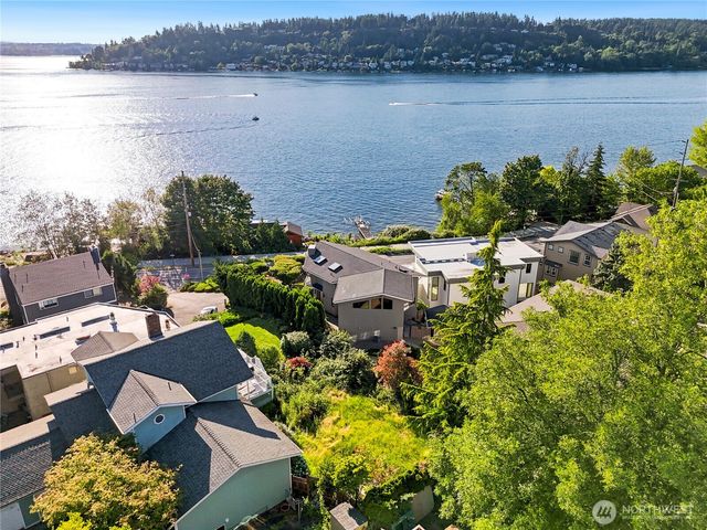 3310 Lake Washington Boulevard N, Renton, WA 98056