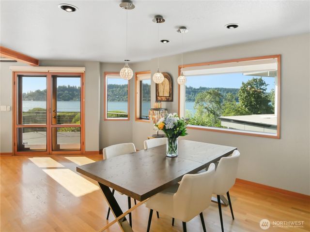 3310 Lake Washington Boulevard N, Renton, WA 98056