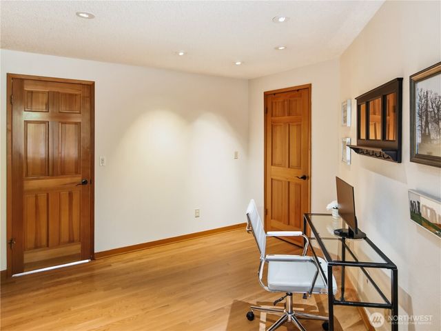 3310 Lake Washington Boulevard N, Renton, WA 98056
