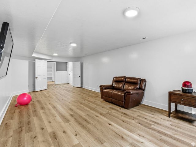2433 W SADDLE HORN CIR, Bluffdale, UT 84065