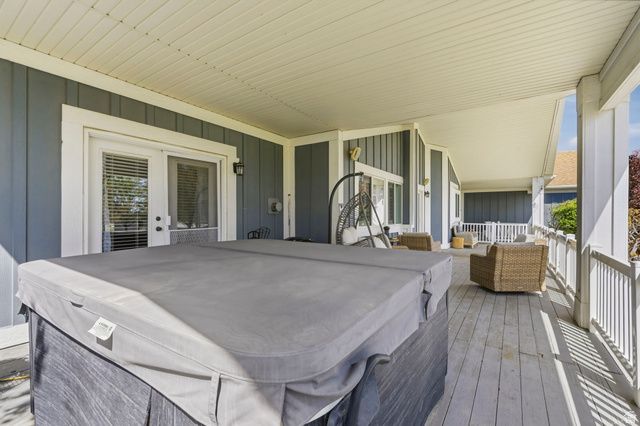 2433 W SADDLE HORN CIR, Bluffdale, UT 84065