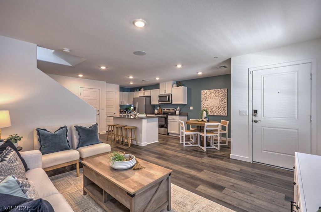 998 Desert Spruce Street, Las Vegas, NV 89107 — photo 3