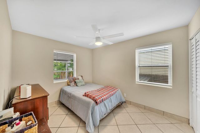 726 N A St, Lake Worth Beach, FL 33460
