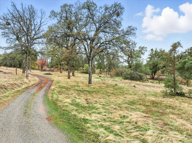 4489 Varain Rd, Mariposa, CA 95338