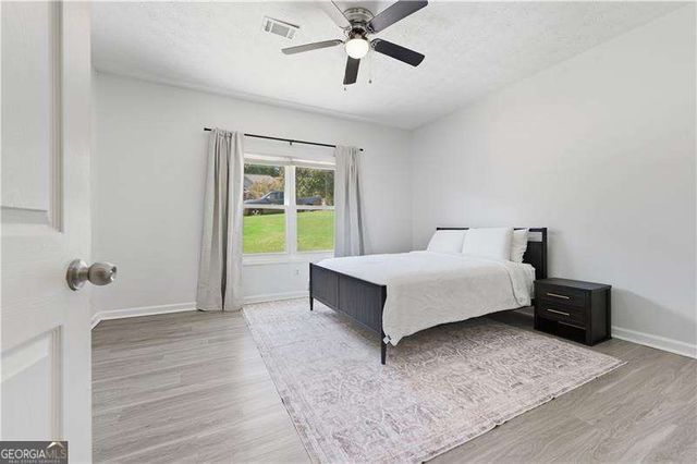 503 Rising Drive, Woodstock, GA 30189