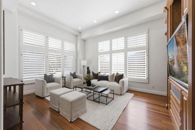 105 Calle El Padre, Los Gatos, CA 95032